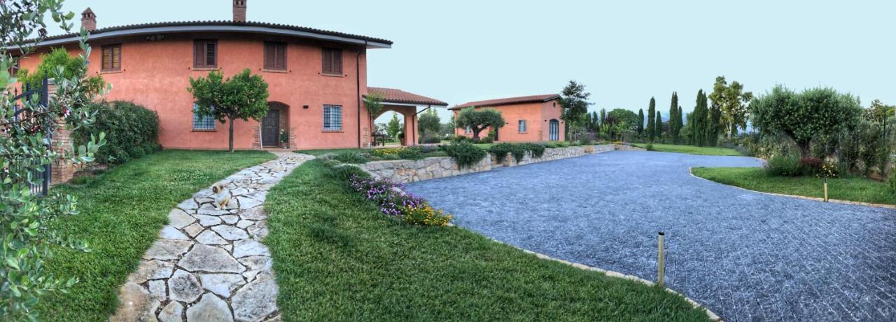 Casale Appia Bed & Breakfast Latina Exterior photo